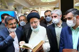 رئیس‌جمهور از نمایشگاه کتاب تهران بازدید کرد