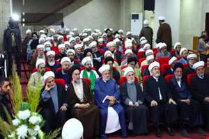 رونمایی کتاب استعمار فرانسه در کلام رهبر انقلاب اسلامی