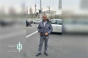 کارگردان خارجی چهل و یکمین جشنواره تئاتر فجر به نماز جمعه رفت