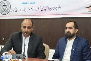 زبان فارسی زبان مادری همه ایرانیان است