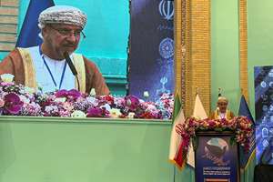 صدای شرق؛ «تفکر غربی حقوق جماعت و گروه‌ها را نادیده می‌گیرد»- مقام عمانی