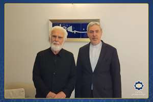 دیدار با نویسنده ترکیه‌؛ جهان اسلام به گفت‌وگو، هم‌اندیشی و بازخوانی اصول خود نیاز دارد