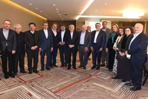 صالحی‌امیری در دیدار با ایران‌شناسان و رؤسای آژانس‌های گردشگری یونان: ایران امن‌ترین و جذاب‌ترین مقصد گردشگری جهان است