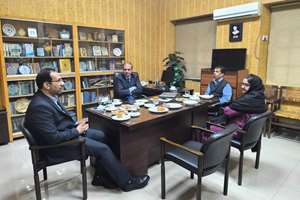 اعطای مدال سعدی و تشویق دانشجویان برتر زبان و ادبیات فارسی در لاهور
