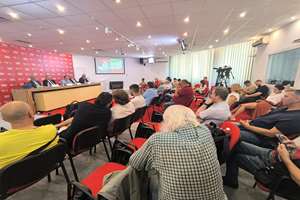 فعالان اجتماعی در بلگراد از ایران حمایت کردند  