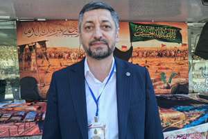 به عشق ایران و اسلام زنده‌ایم