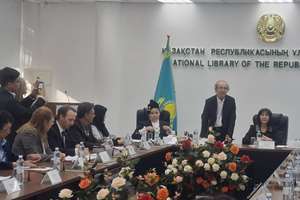 میراث آبای و پیوند با حکمت پارسی؛ کتاب «میراثی برای ملت» در آلماتی رونمایی شد