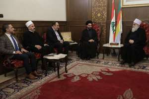 رایزن فرهنگی ایران با رهبر دروزیان در لبنان دیدار کرد