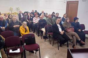 کتاب «گزیده گلستان سعدی» به زبان ارمنی رونمایی شد