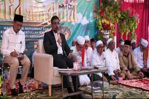 دوست‌داران پیامبر (ص) در بوگور برای امام شهید اشک ریختند