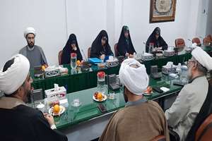 نشست هم اندیشی بررسی ظرفیت های موسسه آموزشی پژوهشی امام خمینی ره