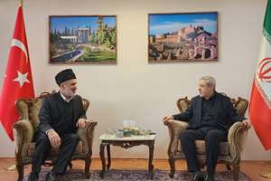 تأکید بر اتحاد امت اسلامی در دیدار مقام دینی ترکیه با رایزن فرهنگی ایران
