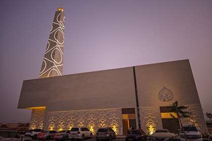 شکوه اسلام در قامت مدرنیته؛ مسجد العرفان مسقط چشم‌نواز شد