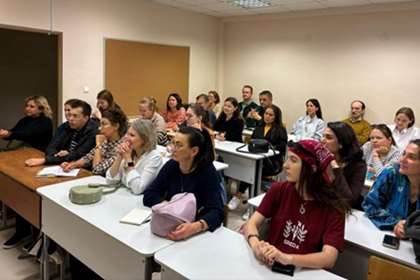 دوره آموزش زبان فارسی در دانشگاه فدرال اورال کار خود را آغاز کرد