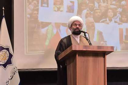 نامه‌های امام شهید به جوانان غرب باید به زبان‌های مختلف تبیین شود