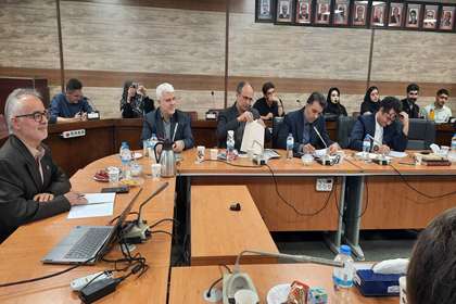 ایران و یونان از میراث تمدنی خود برای نظم بین‌الملل بهره گیرند