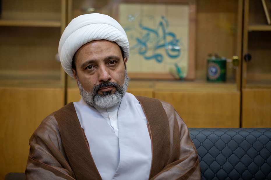 از تدبر در قرآن تا پیوند با صوفیه- گفت‌وگو