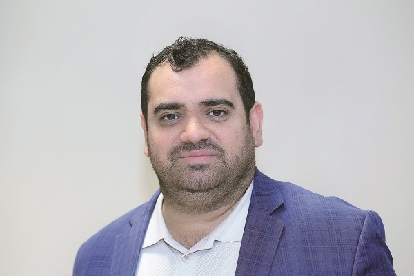 حنیف غفاری، کارشناس مسائل بینالملل